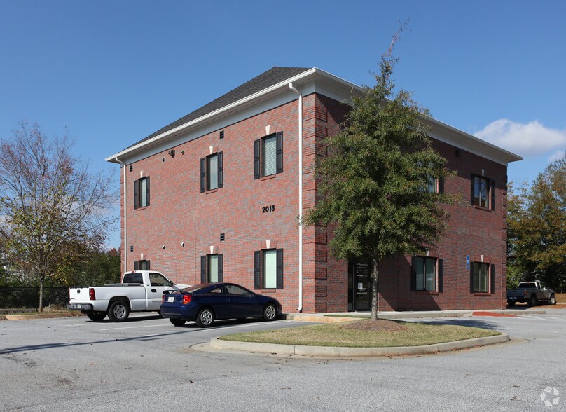 2013 Lawrenceville Suwanee Rd, Lawrenceville, GA à louer - Photo du bâtiment - Image 1 de 7