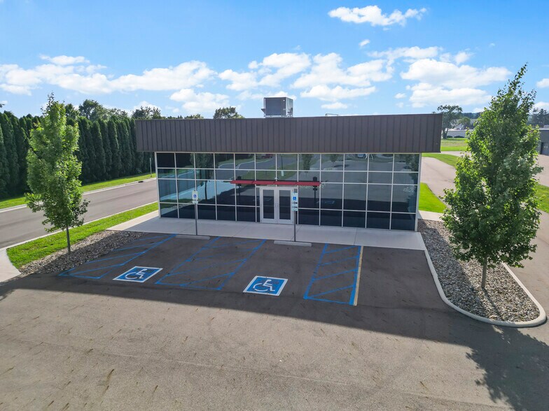 1401 Mount Vernon Rd, Newark, OH à louer - Photo du bâtiment - Image 2 de 15