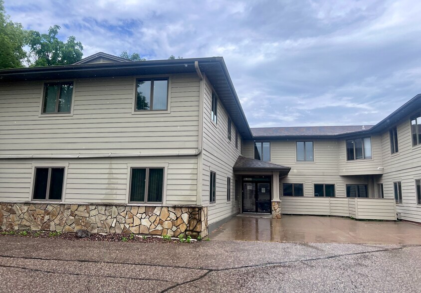 680 Hehli Way, Mondovi, WI à louer - Photo du bâtiment - Image 3 de 22