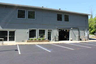 1393-1395 Us Highway 46, Ledgewood, NJ for lease Interior Photo- Image 1 of 9