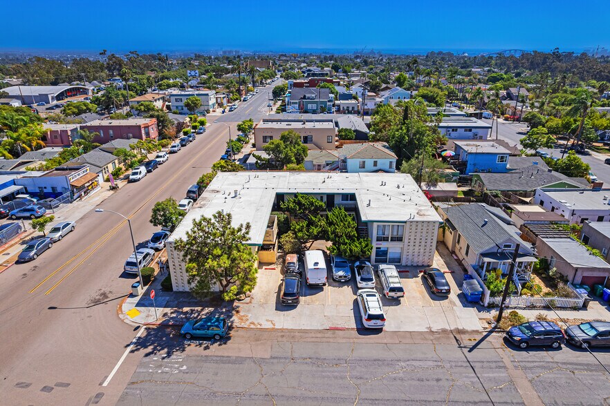 2144 30th St, San Diego, CA à vendre - Photo du bâtiment - Image 3 de 18