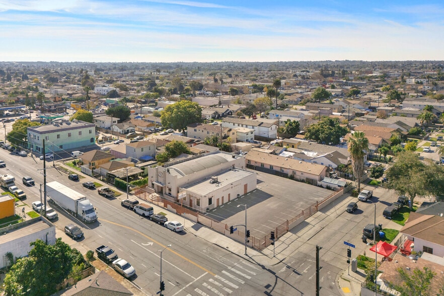 8461 S San Pedro St, Los Angeles, CA à vendre - Photo du bâtiment - Image 3 de 28