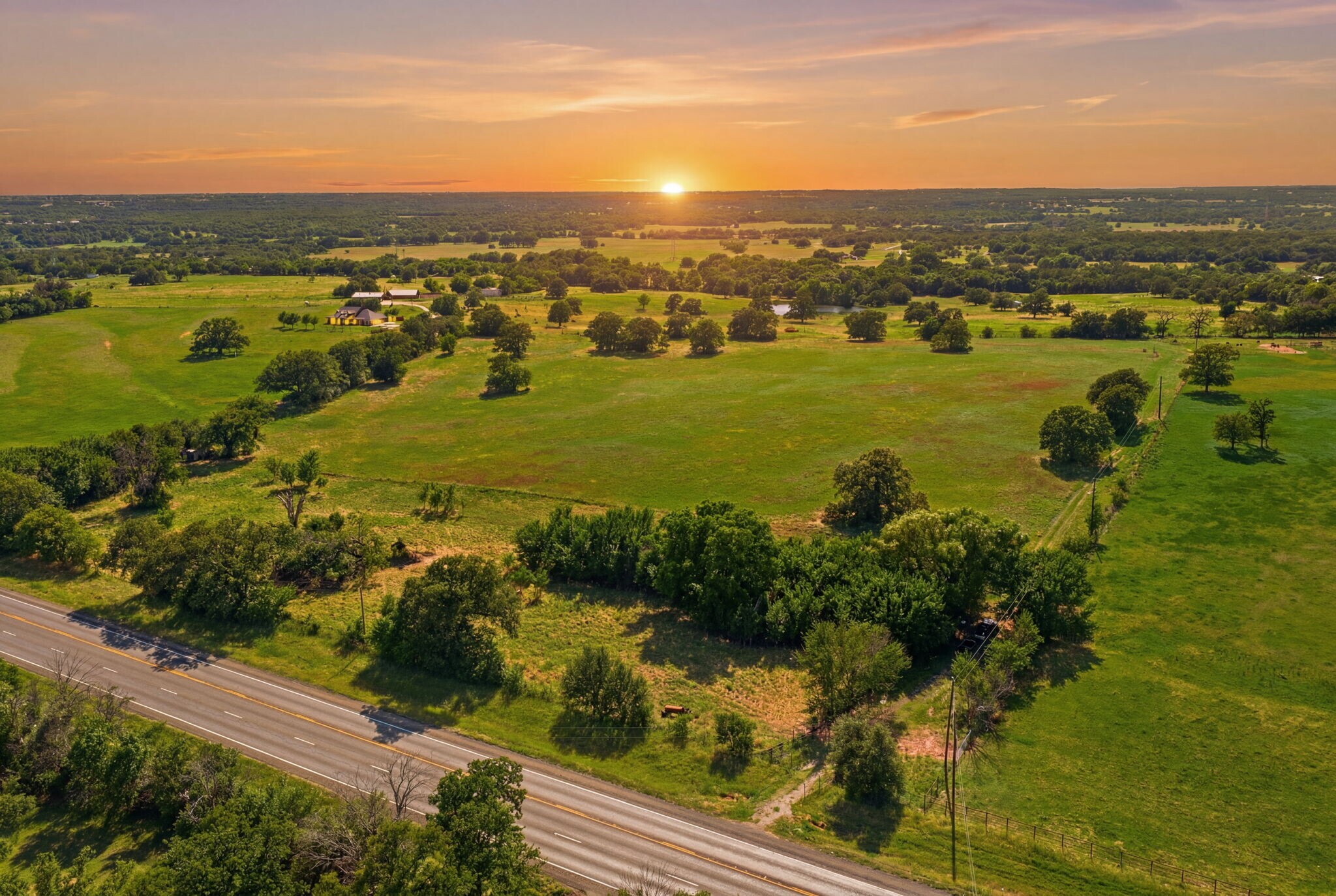 5615 N FM 51, Weatherford, TX à vendre Aérien- Image 1 de 31