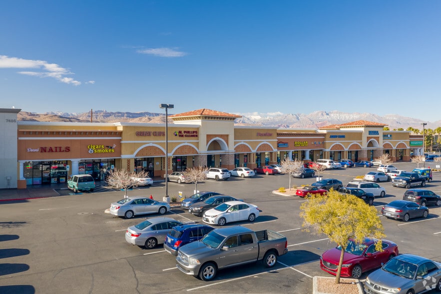7345 S Durango Dr, Las Vegas, NV à louer - Photo du bâtiment - Image 1 de 13
