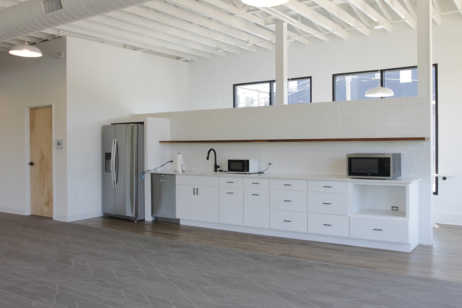 33 Georgia Ave SE, Atlanta, GA à louer Photo intérieure- Image 1 de 7