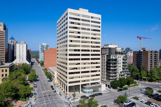 Plus de détails pour 700 4 Av SW, Calgary, AB - Bureau à louer