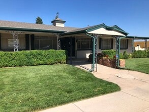 5401 S Prince St, Littleton, CO à louer Photo intérieure- Image 1 de 3