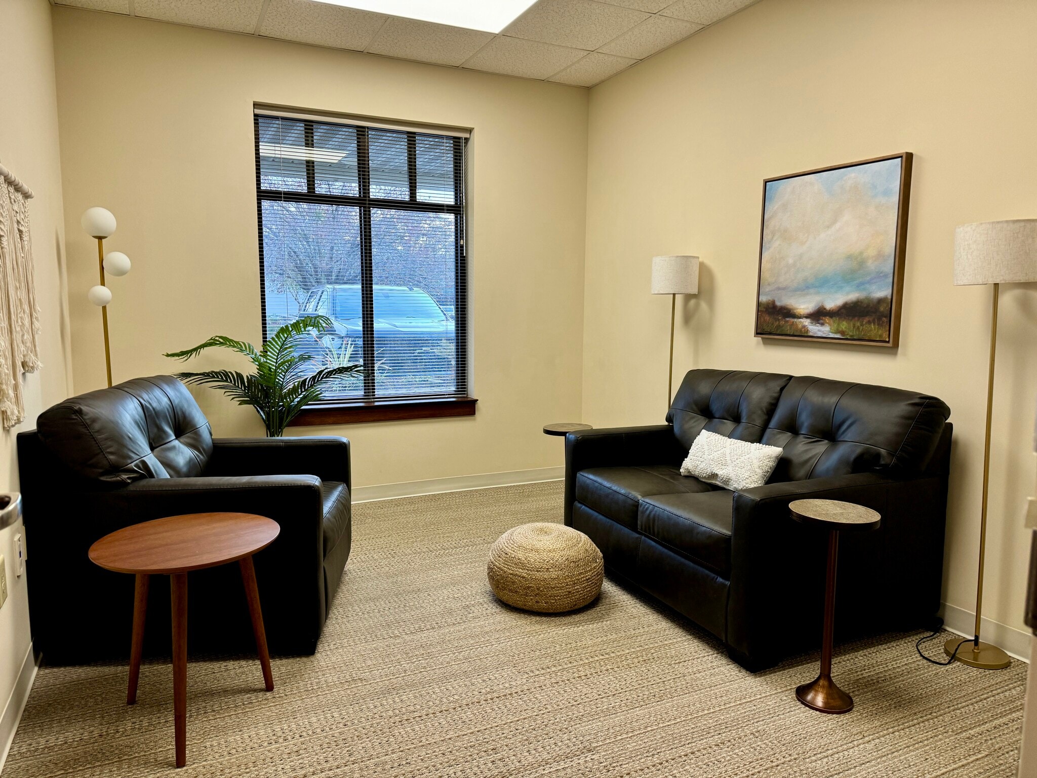 1213 Culbreth Dr, Wilmington, NC for lease Interior Photo- Image 1 of 11