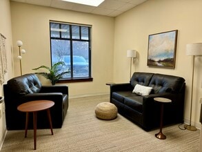 1213 Culbreth Dr, Wilmington, NC for lease Interior Photo- Image 1 of 11
