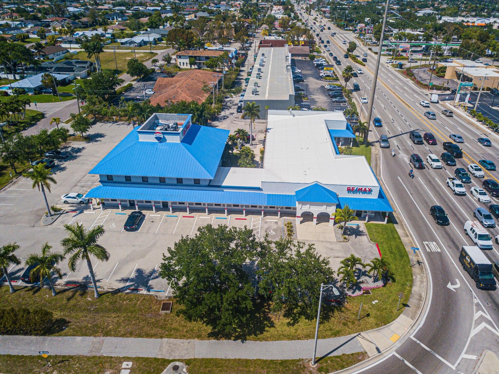 2326 Del Prado Blvd, Cape Coral, FL for lease Building Photo- Image 1 of 16
