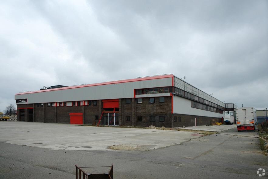 247 Sticker Ln, Bradford for lease - Primary Photo - Image 1 of 1