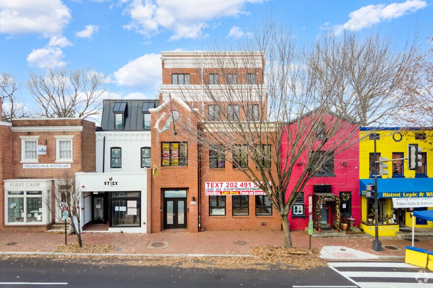 1732 Wisconsin Ave NW, Washington, DC à louer - Photo du bâtiment - Image 2 de 7