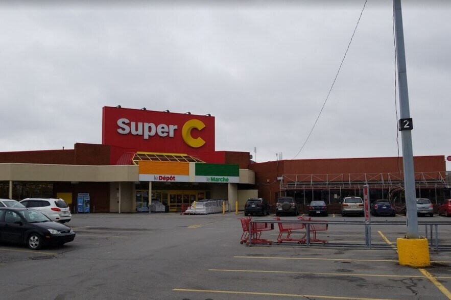 6900-6950 Rue Saint-Jacques, Montréal, QC for sale - Primary Photo - Image 1 of 1