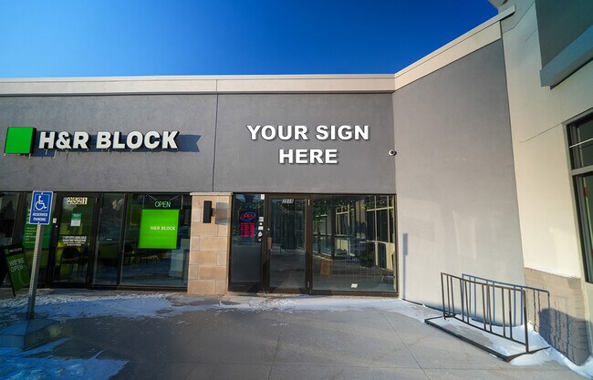 Plus de détails pour 2517-2525 Portage Ave, Winnipeg, MB - Commerce de détail à louer