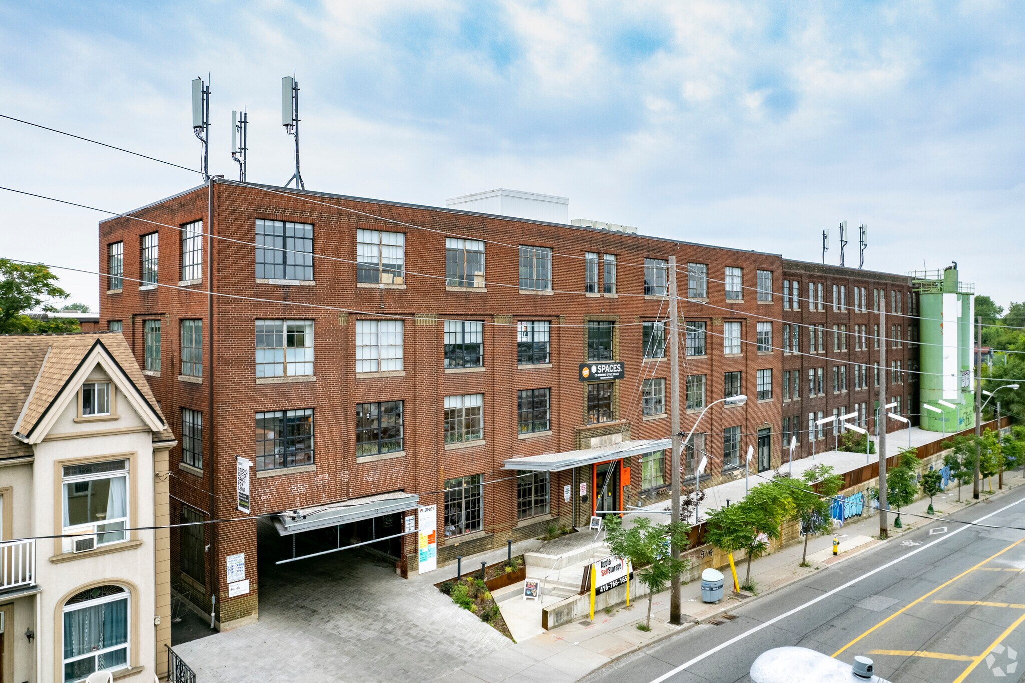 1655 Dupont St, Toronto, ON à louer Photo du bâtiment- Image 1 de 46
