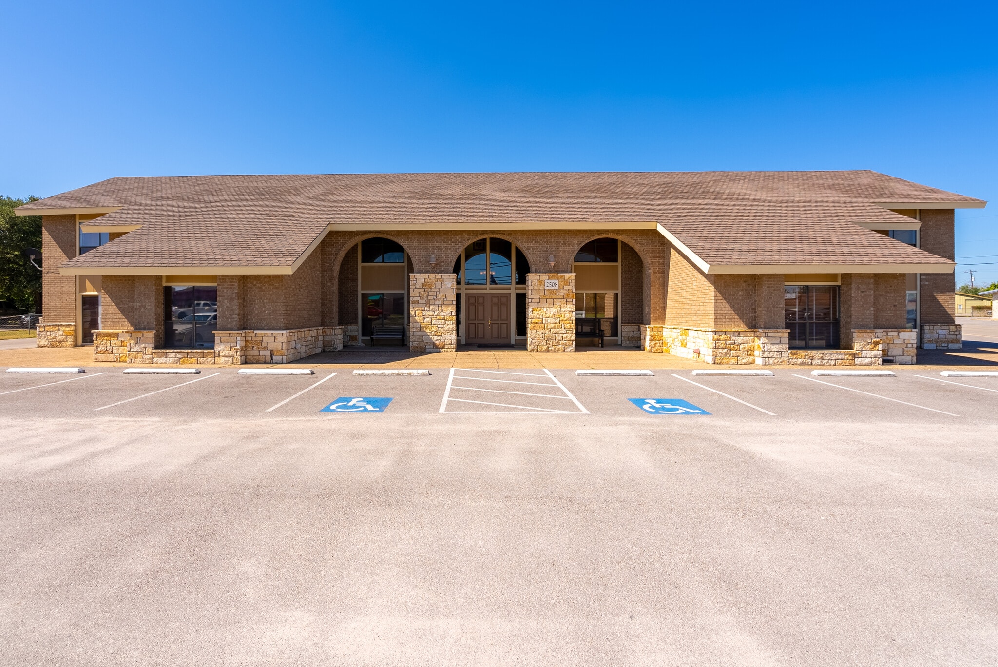 2508 Williams Dr, Georgetown, TX for lease Primary Photo- Image 1 of 9