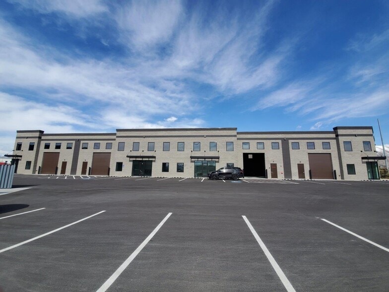 2052 W 500 N, Springville, UT à vendre - Photo du bâtiment - Image 3 de 19