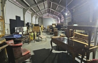 Ferny Hl, Barnet à louer Photo intérieure- Image 1 de 2