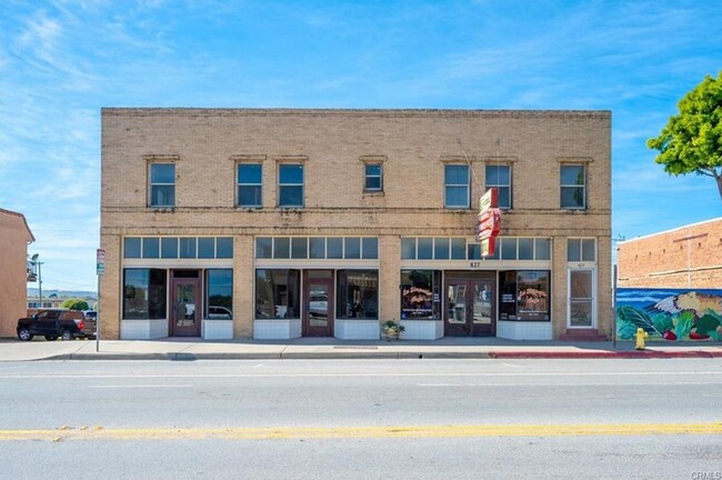 More details for 823-829 Guadalupe St, Guadalupe, CA - Retail for Sale
