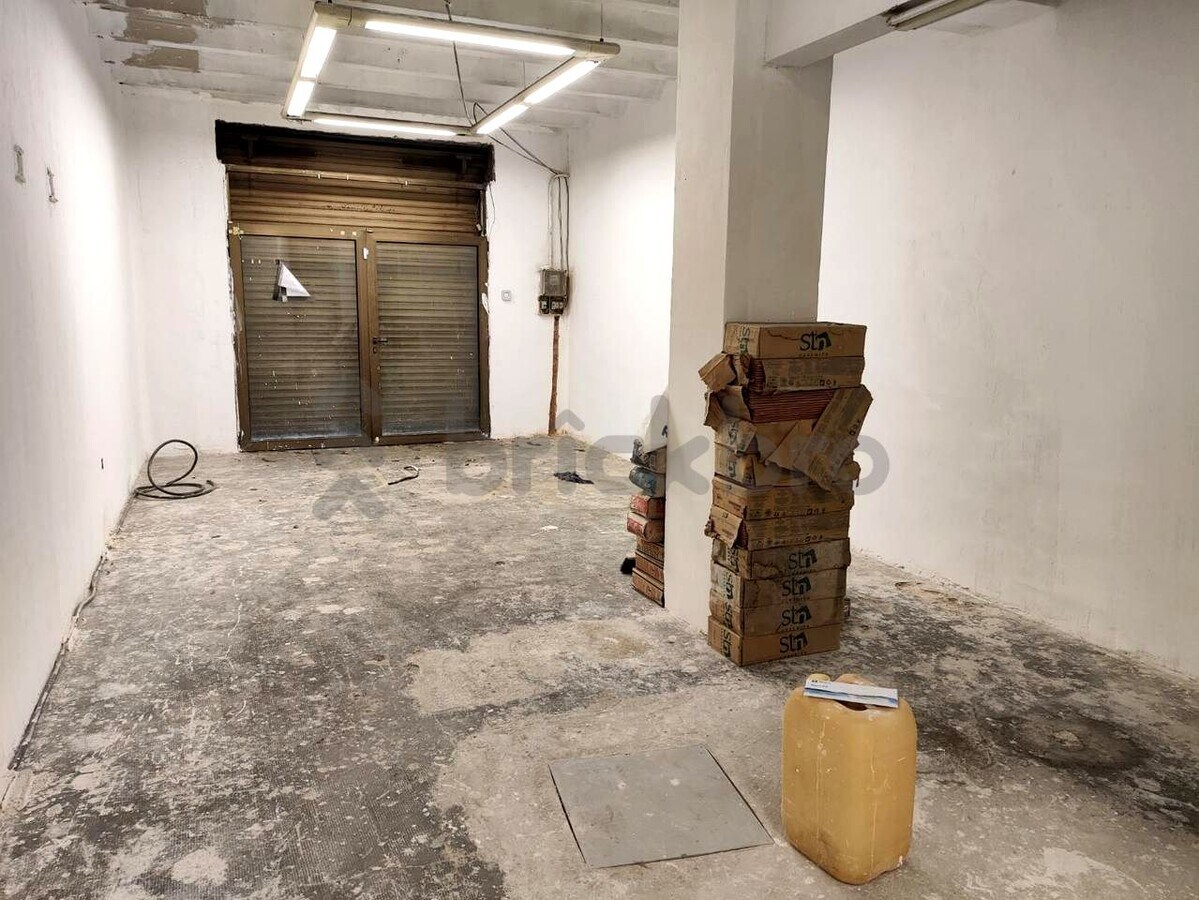 L'Hospitalet de Llobregat, BAR 08904 - - - Photo intérieure - Image 1 of 7