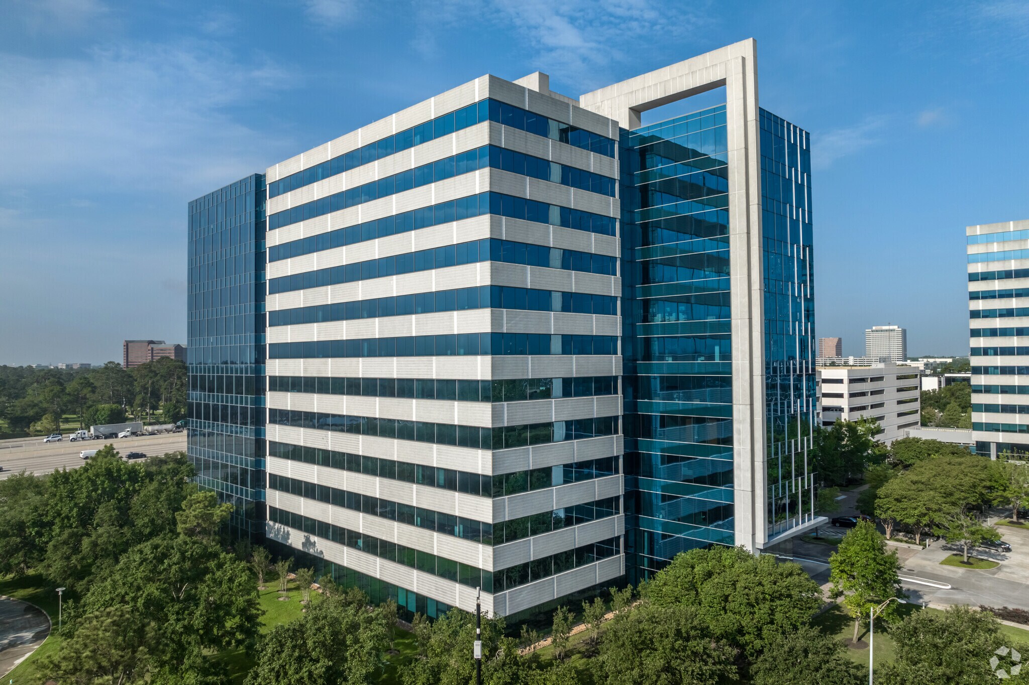 575 N Dairy Ashford Rd, Houston, TX à louer Photo principale- Image 1 de 17