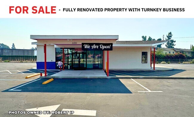Plus de détails pour 600 E 5th St, Azusa, CA - Commerce de détail à vendre