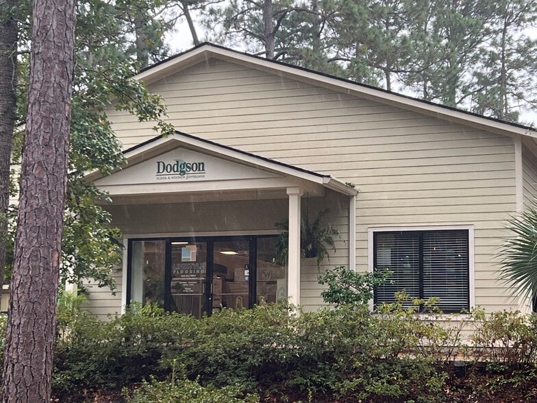 14 Palmetto Business Park Rd, Hilton Head Island, SC for sale - Building Photo - Image 1 of 22