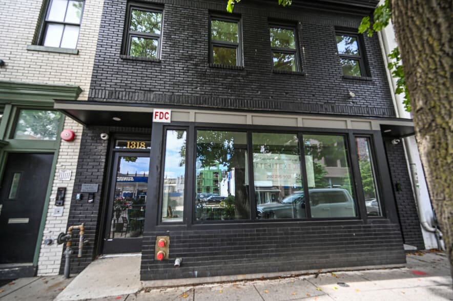1318 9th St NW, Washington, DC for lease - Building Photo - Image 2 of 5