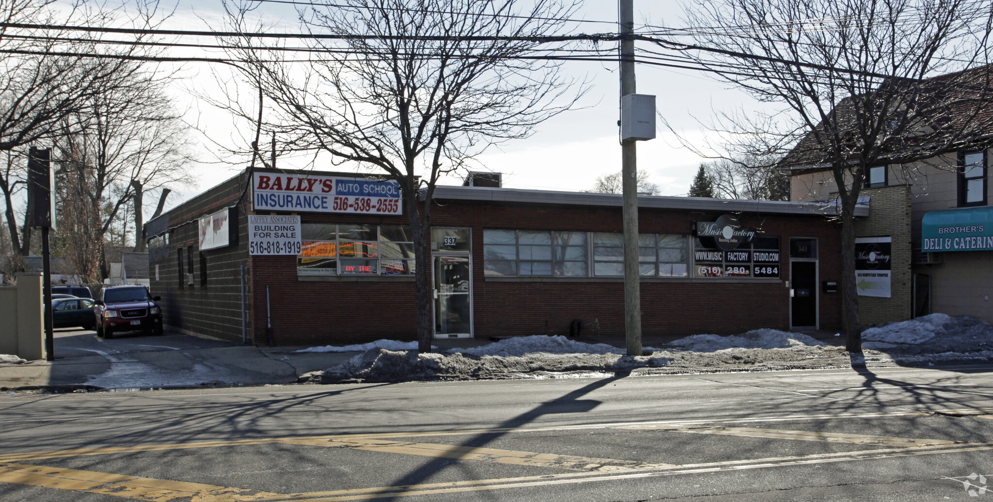 337-345 Hempstead Tpke, West Hempstead, NY for sale Primary Photo- Image 1 of 5