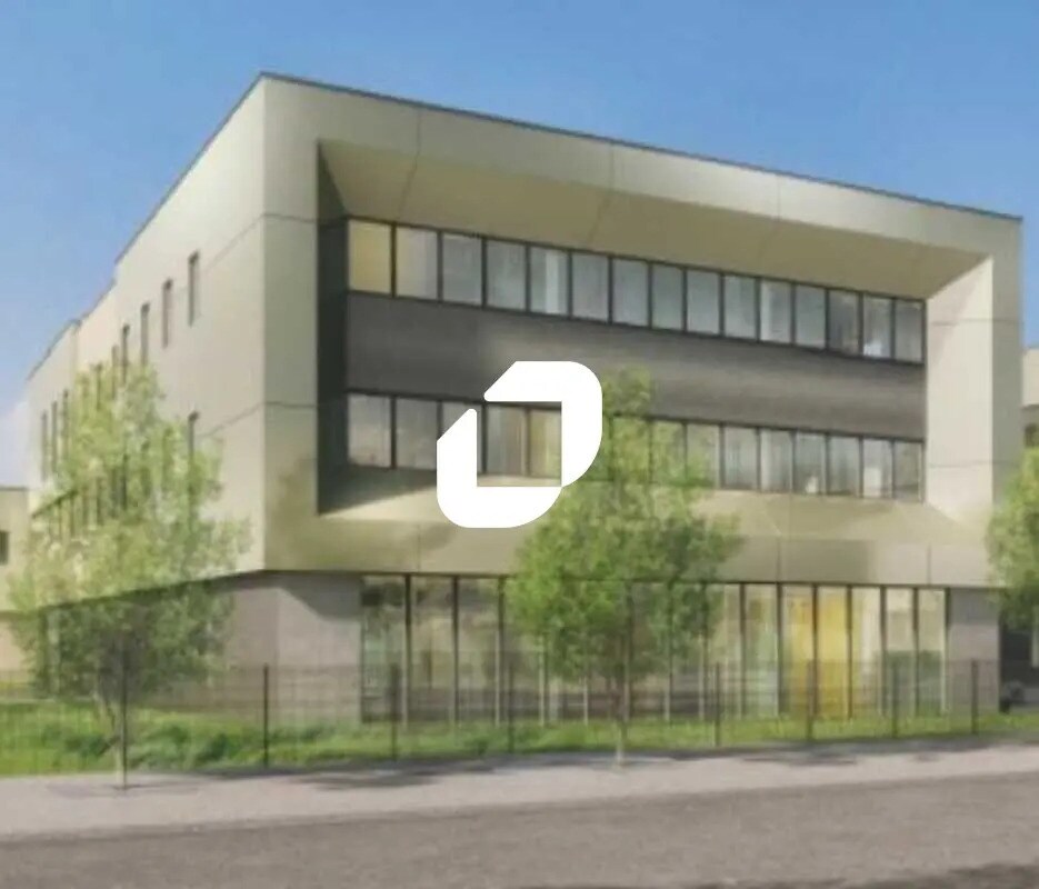 Office in Pessac for lease Building Photo- Image 1 of 2