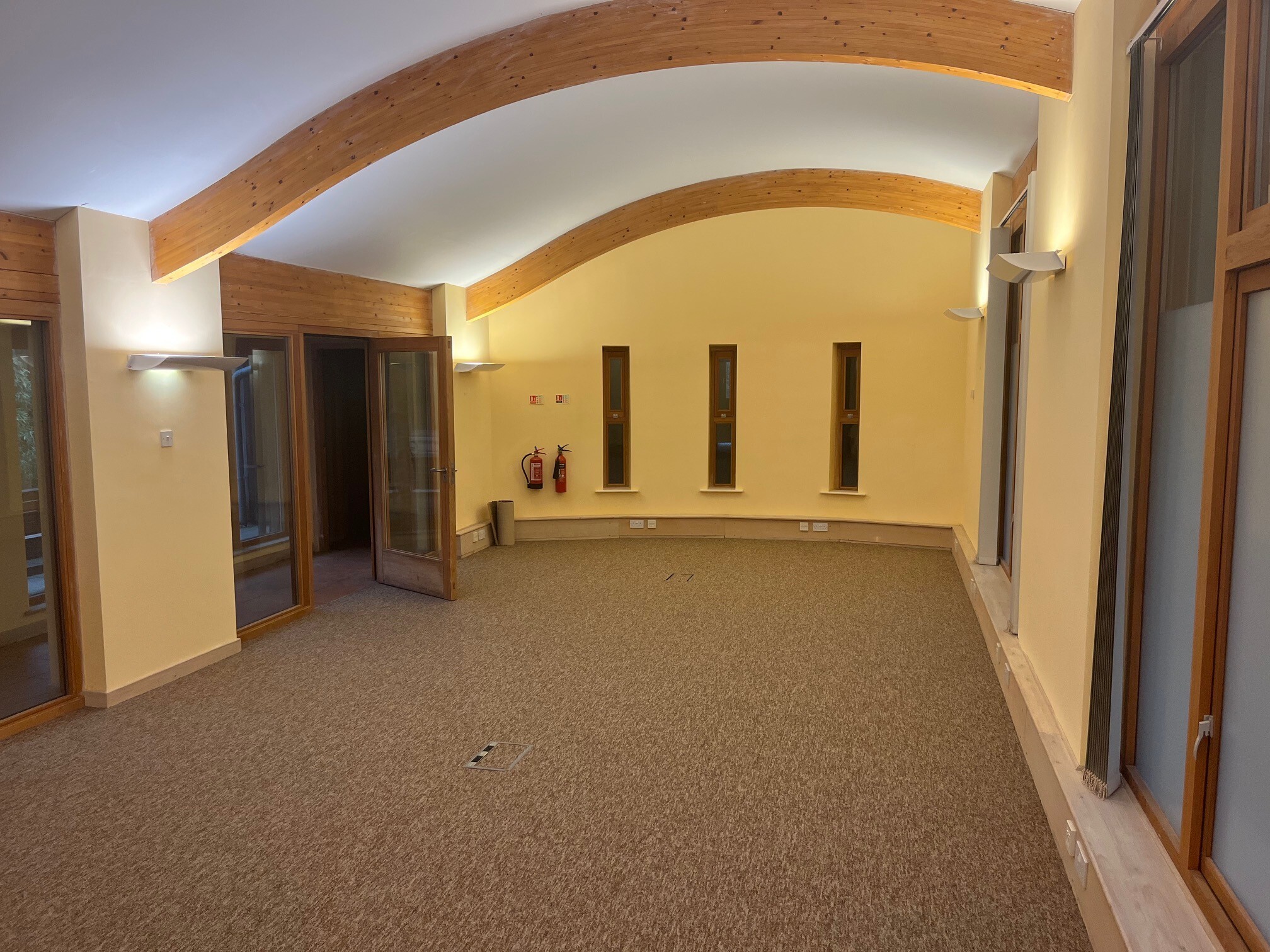 Paddock House Ln, Wetherby for lease Interior Photo- Image 1 of 2