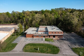 2409 Sycamore Dr, Knoxville, TN à vendre Photo du bâtiment- Image 1 de 2