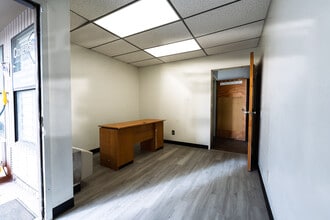 3596 Moline St, Aurora, CO for lease Interior Photo- Image 2 of 4