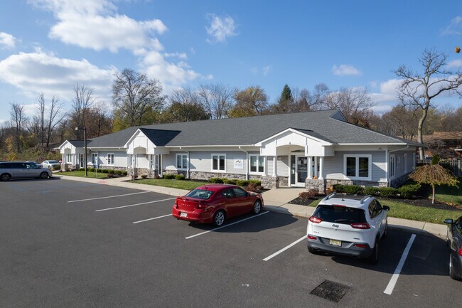 Plus de détails pour 1900 Mt. Holly Rd, Burlington, NJ - Bureau à louer