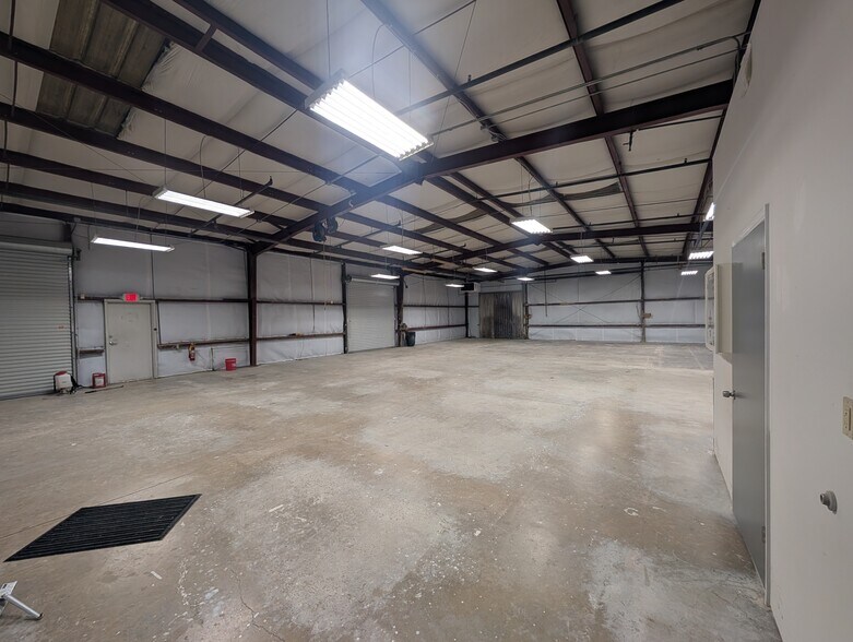 4737 Adams Rd, Hixson, TN à louer - Photo du bâtiment - Image 2 de 14