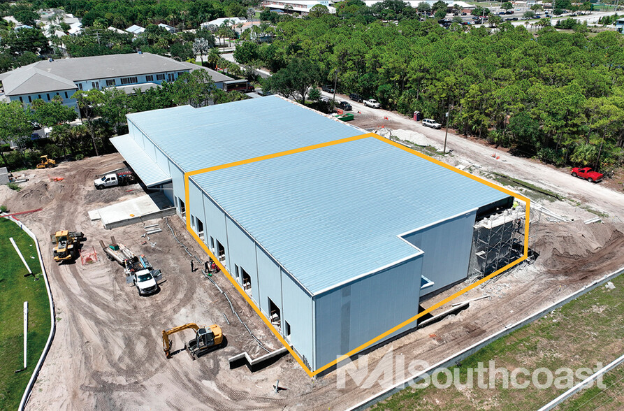 3730 SW 30th Ave, Palm City, FL for lease - Building Photo - Image 2 of 26