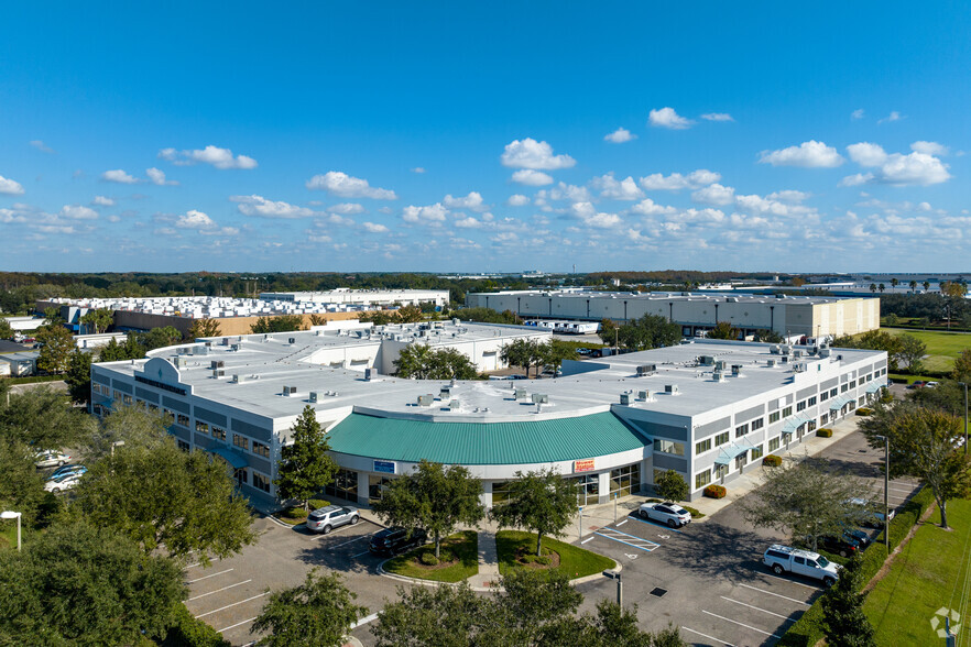 10501 S Orange Ave, Orlando, FL for lease - Building Photo - Image 3 of 64