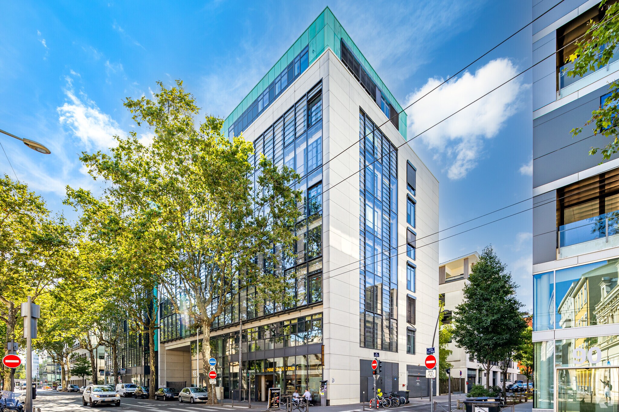 Office in Lyon for lease Primary Photo- Image 1 of 3