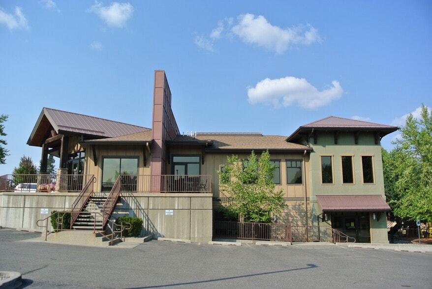 8680 N Wayne Dr, Hayden, ID for sale - Building Photo - Image 2 of 14