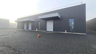 Plus de détails pour Local d'activités à louer