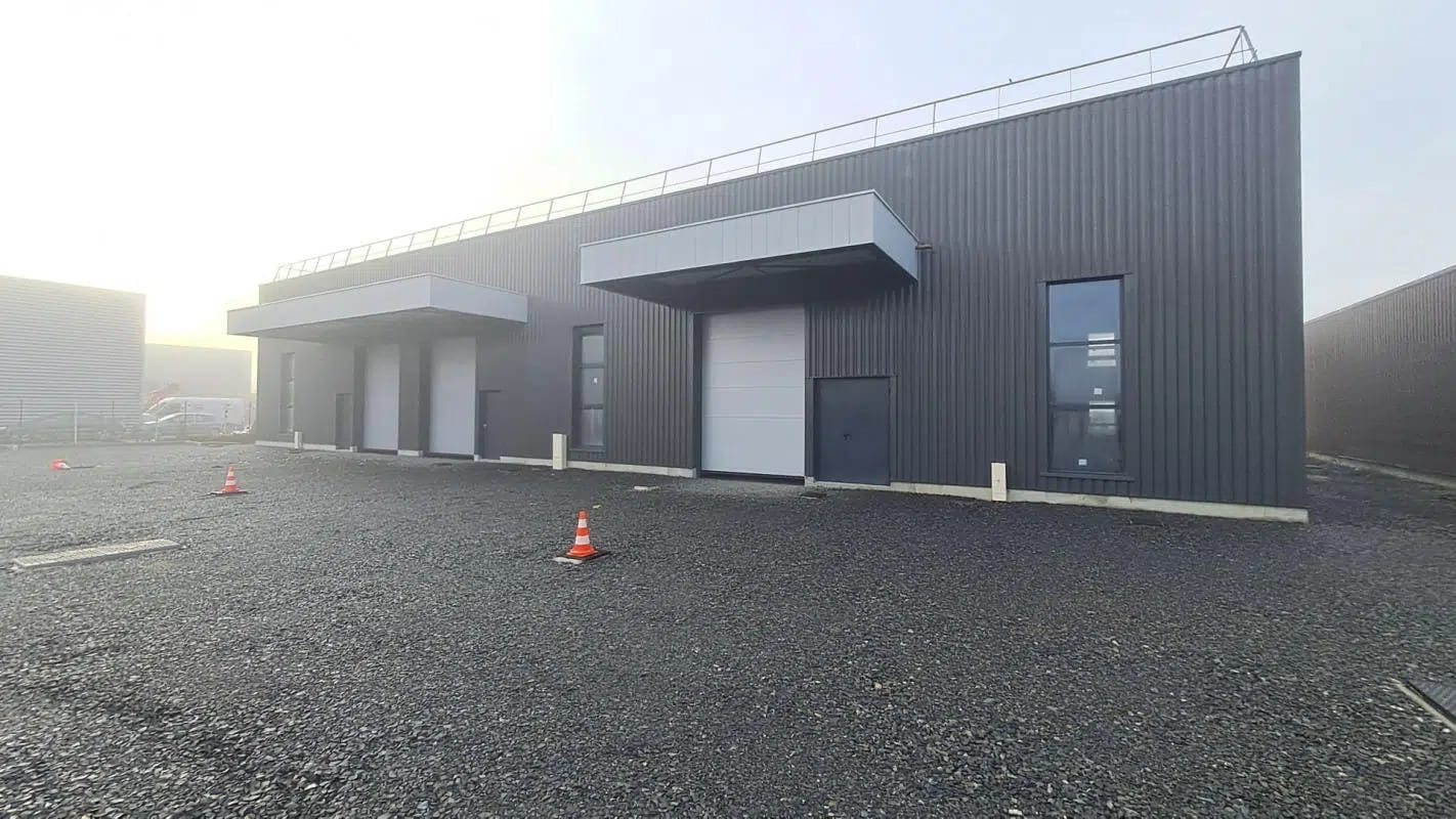 Flex in Villefranche-sur-Saône for lease Building Photo- Image 1 of 5