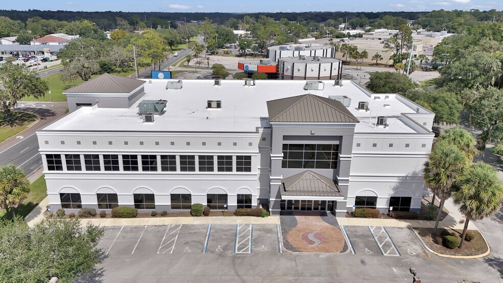 3200 E Silver Springs Blvd, Ocala, FL à louer - Photo du bâtiment - Image 2 de 7