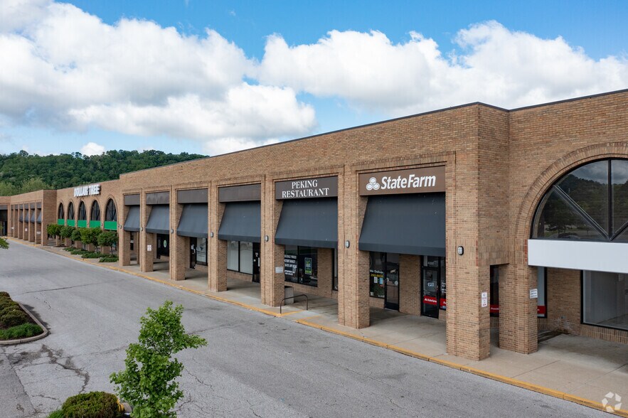 4303-4331 Winston Ave, Covington, KY for lease - Building Photo - Image 2 of 8