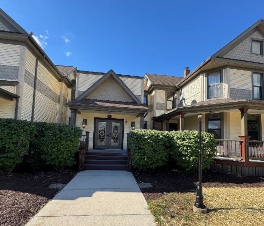 121 N Washington St, Naperville, IL à louer Photo intérieure- Image 1 de 15