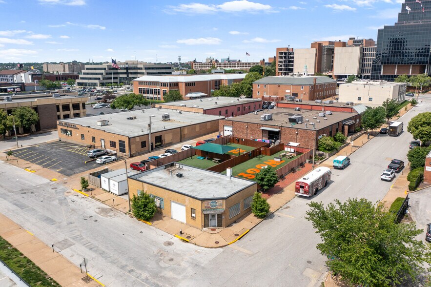 2320 Pine St, Saint Louis, MO à vendre - Photo du bâtiment - Image 1 de 9