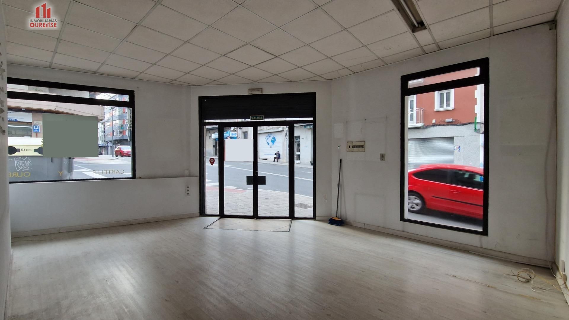 Commerce de détail dans Ourense, Orense à louer Photo du bâtiment- Image 1 de 7