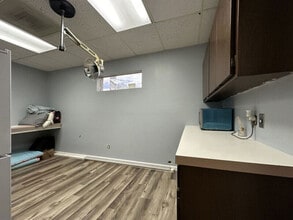 6502-6564 E Carondelet Dr, Tucson, AZ for lease Interior Photo- Image 2 of 20