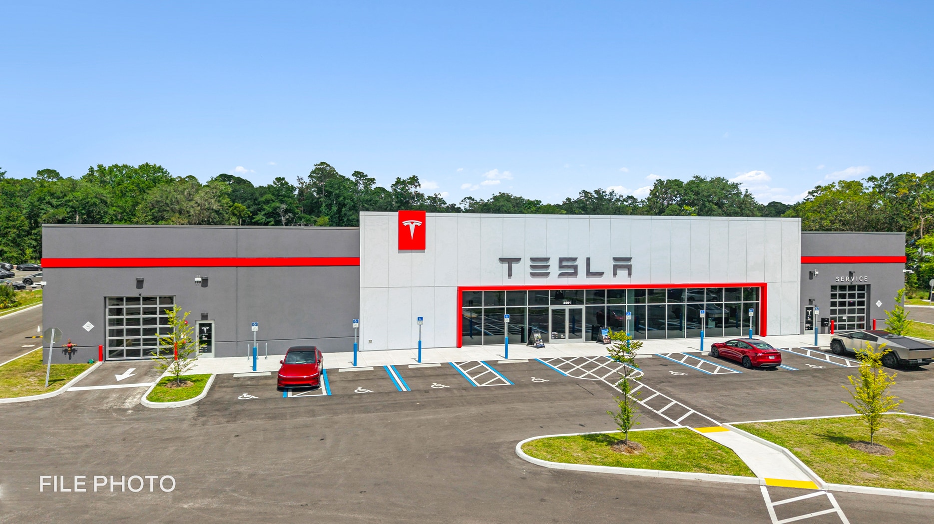 1979 Central Ave, Colonie, NY à vendre Photo principale- Image 1 de 2