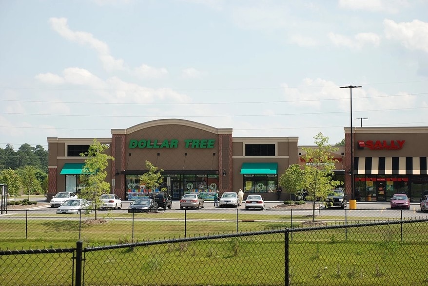 4600 E 10th St, Greenville, NC for lease - Primary Photo - Image 3 of 24