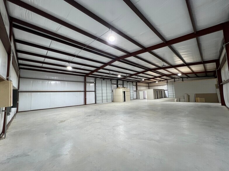 4632 CR 617, Alvarado, TX à vendre - Photo du bâtiment - Image 3 de 39